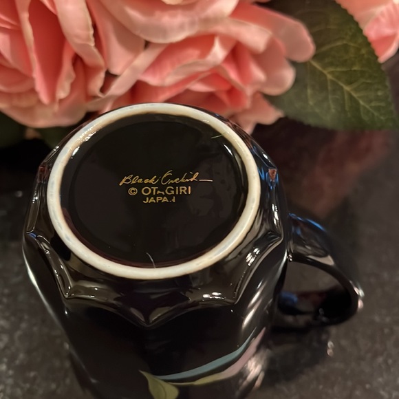 Flower Black Coffee Mug - Picture 7 of 7